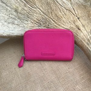 Vera Bradley Fuschia Pink Clutch Wristlet Wallet
